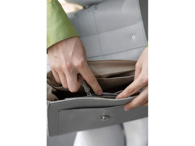 Женская кожаная сумка Ester серая, фото 5