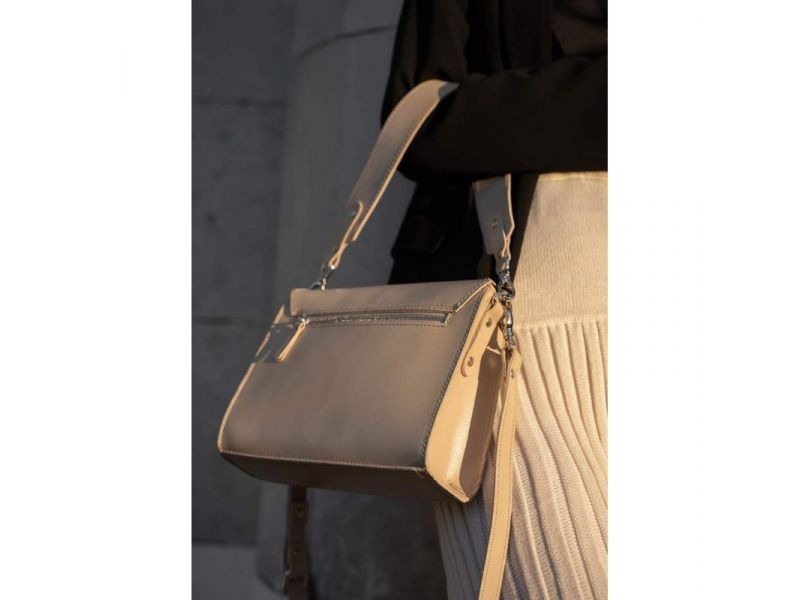 Женская кожаная сумка Liv бежевый краст, фото 6