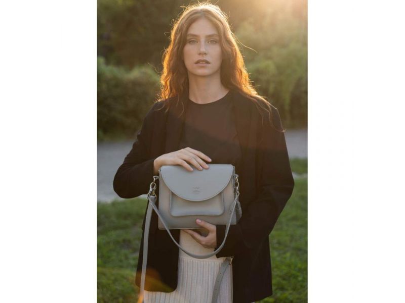 Женская кожаная сумка Liv серая, фото 1