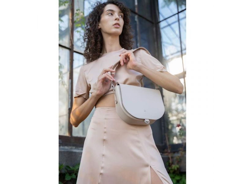 Женская кожаная сумка Ruby L светло-бежевая, фото 1