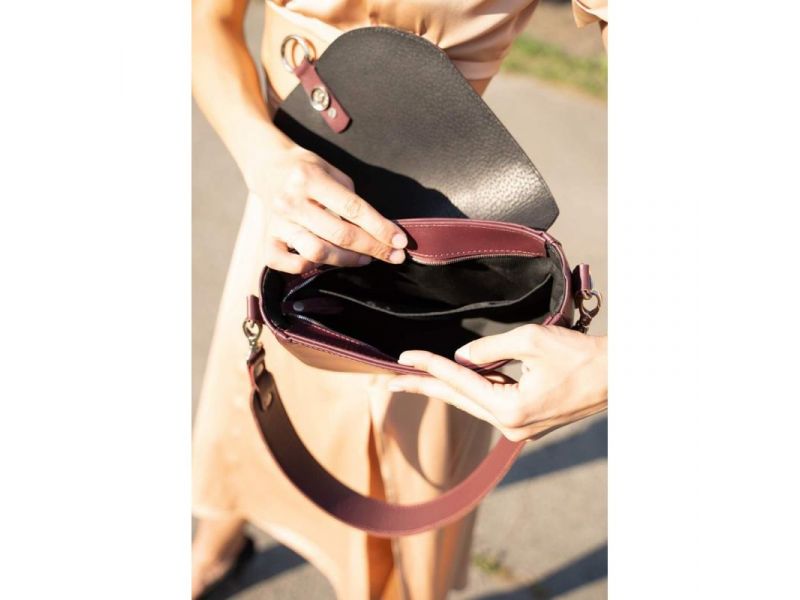 Женская кожаная сумка Ruby L бордовая краст, фото 6