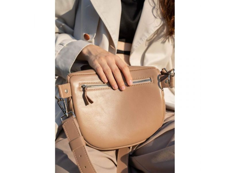 Кожаная сумка поясная-кроссбоди Vacation карамель краст, фото 4