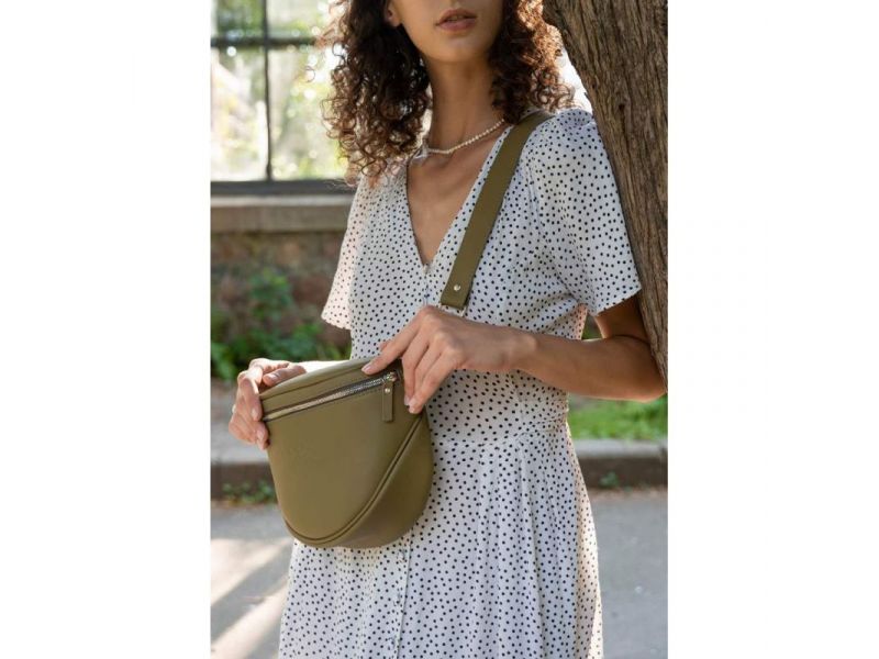 Кожаная сумка поясная-кроссбоди Vacation оливковый, фото 1