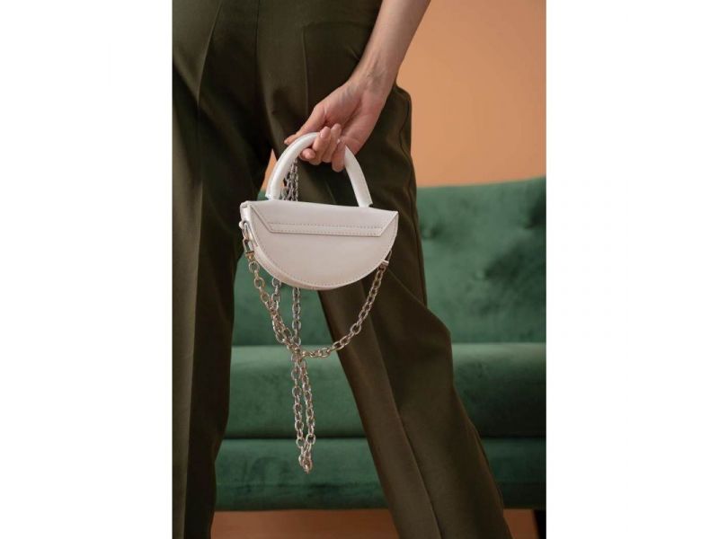 Женская кожаная мини-сумка Сhris micro белая, фото 4