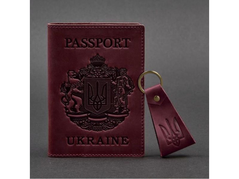Подарочный набор кожаных аксессуаров с украинской символикой бордовый, фото 4