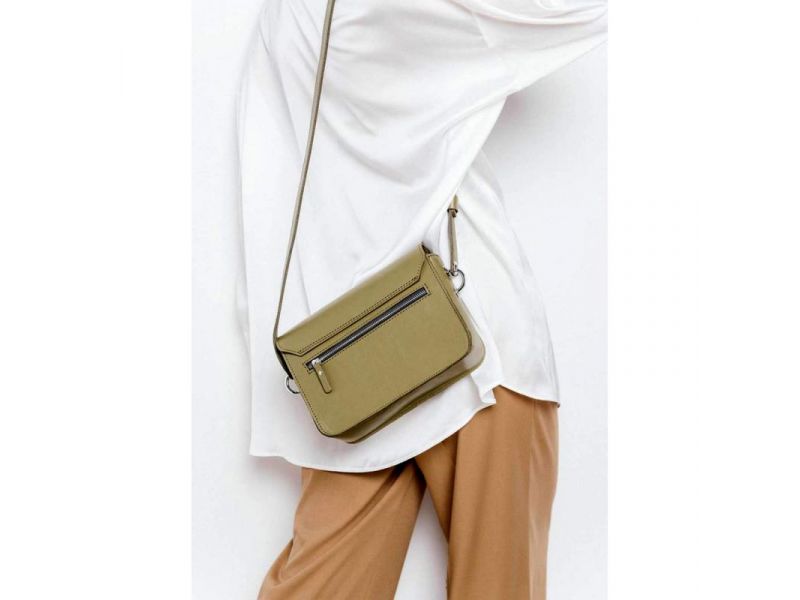 Женская кожаная мини сумка Moment оливковая, фото 4