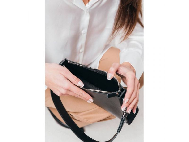 Женская кожаная сумка Sally черная, фото 3