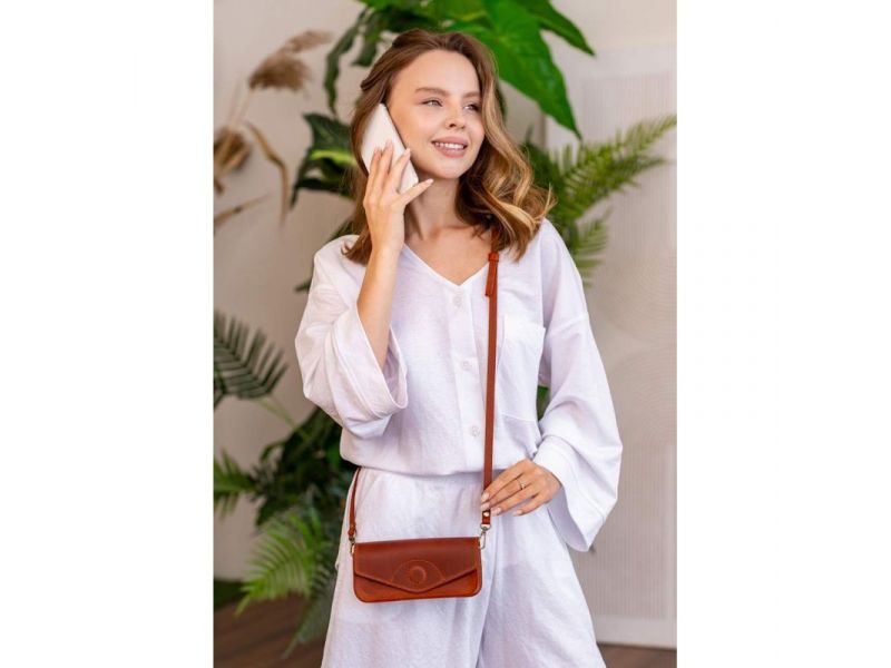 Кожаная сумка-футляр для очков (мини-сумка) светло-коричневая Crazy Horse, фото 9