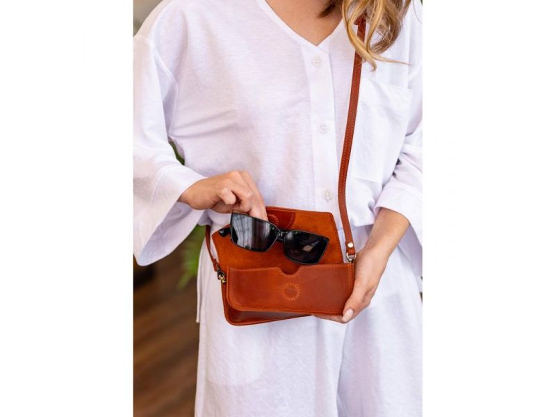 Кожаная сумка-футляр для очков (мини-сумка) светло-коричневая Crazy Horse, фото 10