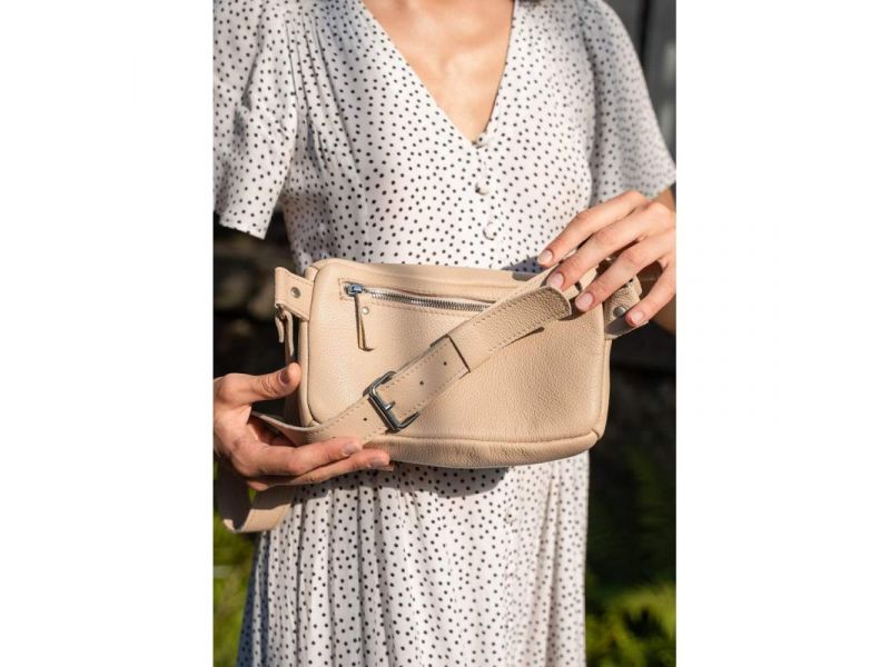 Кожаная поясная сумка Explorer S бежевая зернистая, фото 4