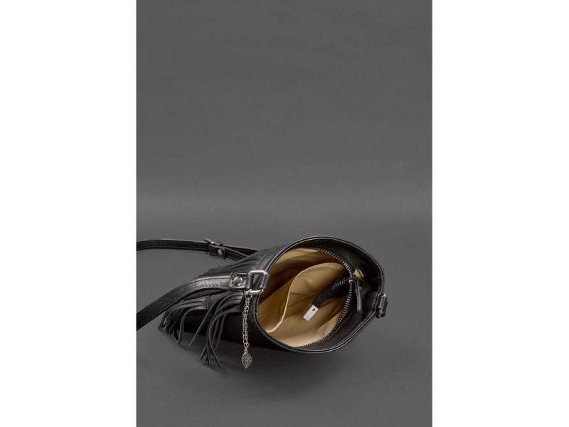 Кожаная женская сумка с бахромой мини-кроссбоди Fleco черная краст, фото 4