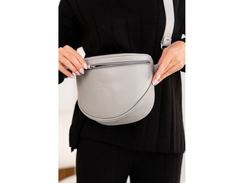 Кожаная сумка поясная-кроссбоди Vacation серый краст, фото 7