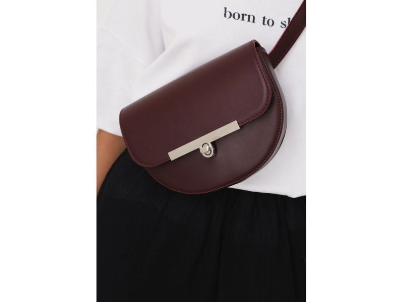 Женская кожаная сумка поясная-кроссбоди Bridget бордовая, фото 1