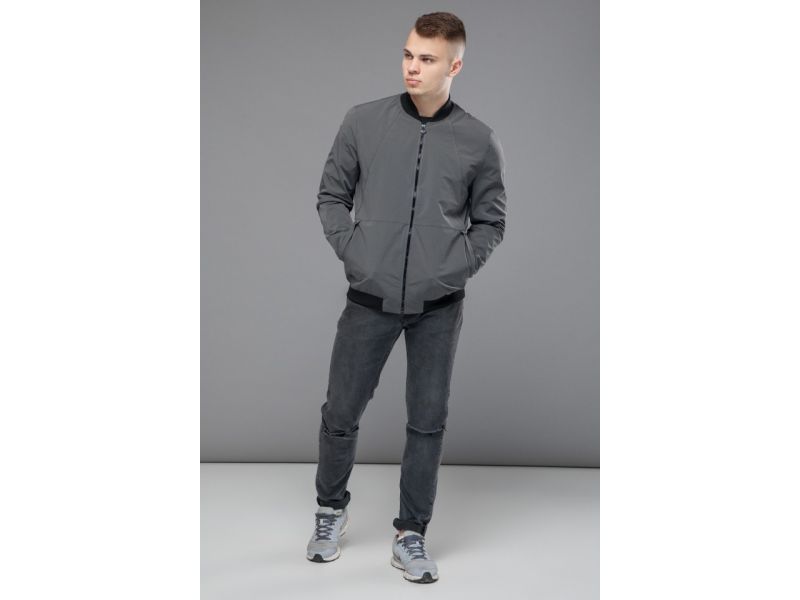 Молодежный серый мужской бомбер осенне-весенний модель 43755, фото 1