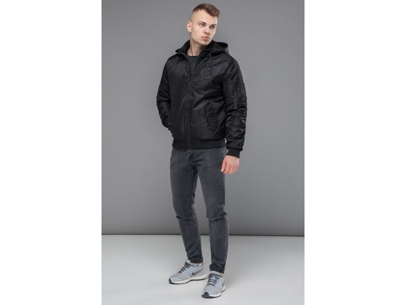 Черный молодежный мужской бомбер короткий осенне-весенний модель 30525, фото 2