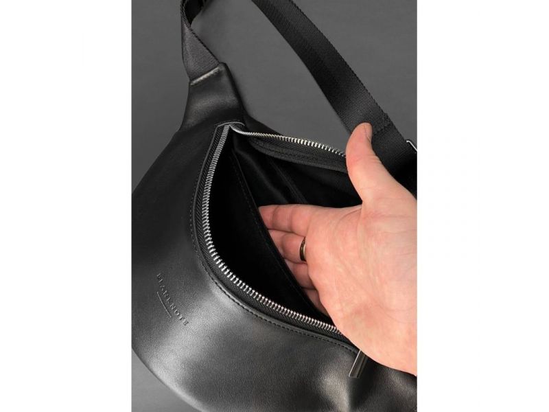 Кожаная поясная сумка-бананка Kanny черная, фото 5