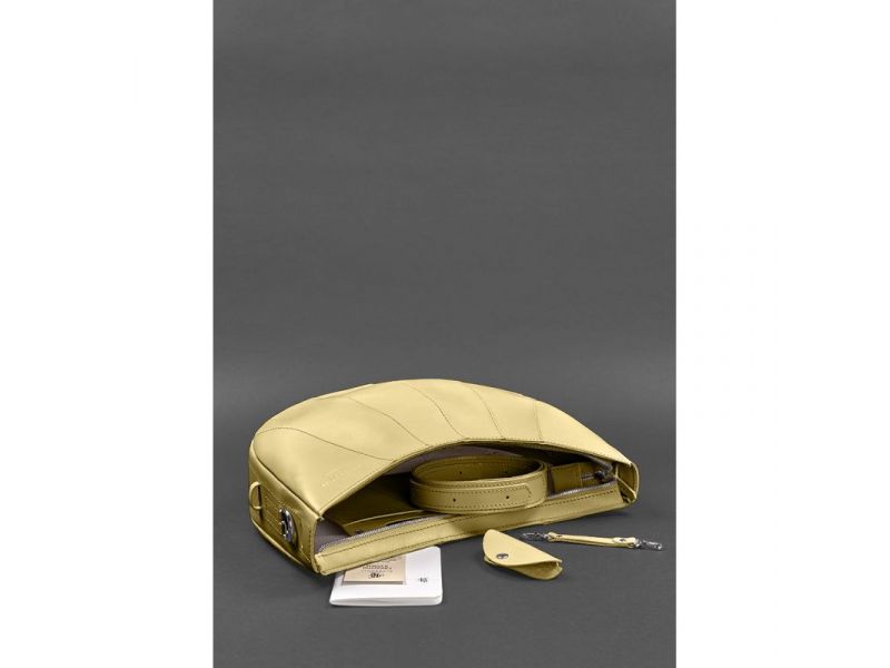 Кожаная женская сумка Круассан оливковая, фото 3