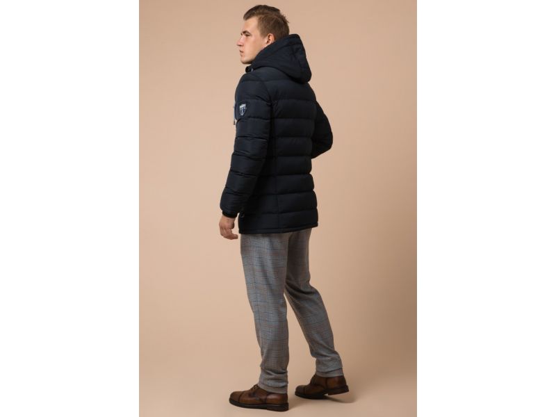 Мужская практичная куртка черно-синяя зимняя модель 38828, фото 5