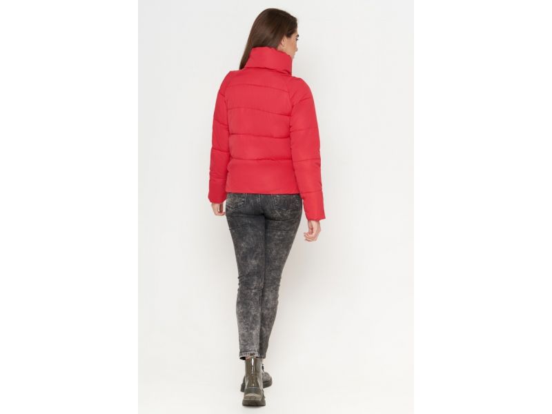 Молодежный осенне-весенний женский пуховик красного цвета модель 25222, фото 3