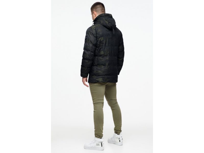 Темно-зеленая мужская молодежная куртка дизайнерская на зиму модель 25140, фото 6