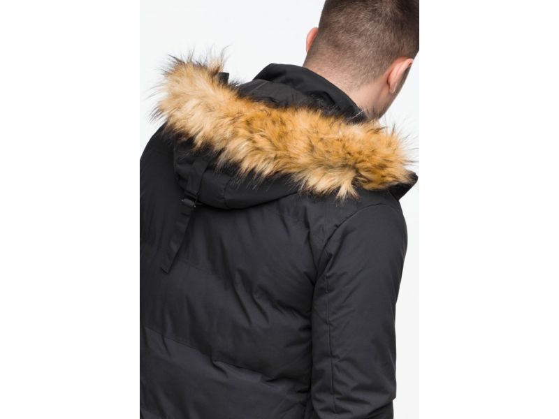 Черная зимняя молодежная мужская куртка с опушкой модель 25550, фото 10