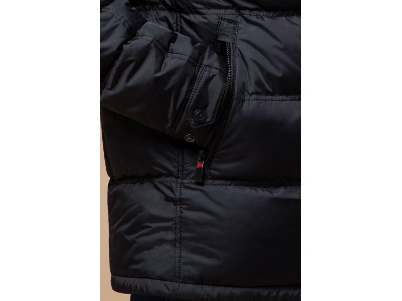 Зимняя мужская куртка с капюшоном черная модель 26055, фото 7